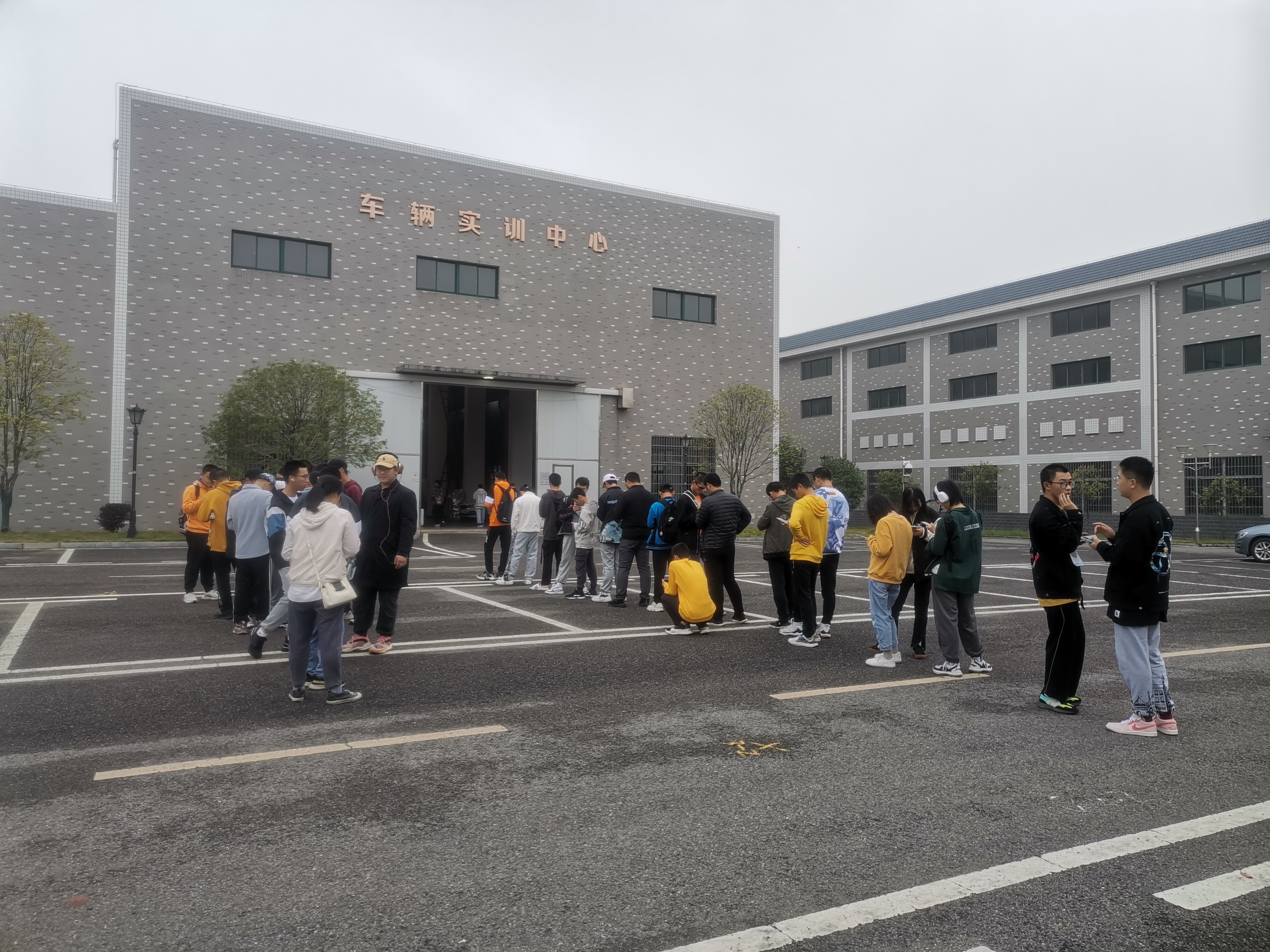 15ed9c59a8f44f938eff44920c9ec3b5.jpg taptap